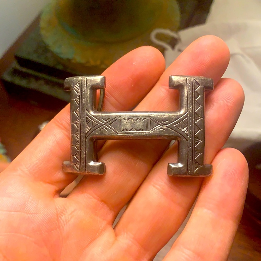 BLING! One of a Kind Hermès Buckle needs polishing
